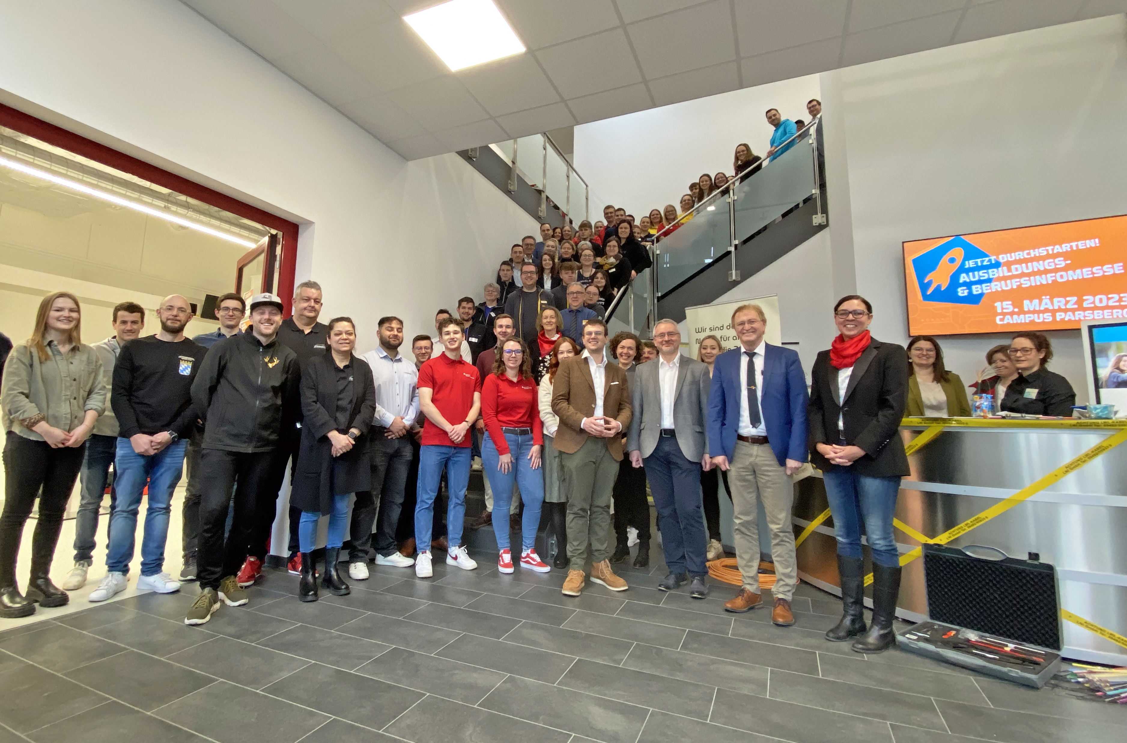 Rund 400 Schülerinnen und Schüler besuchten die 2. Parsberger Jobmesse. Foto: TC Parsberg-Lupburg
