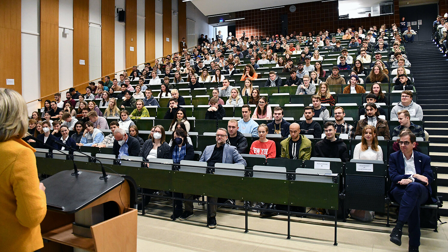 „Die Stadt Regensburg ist stolz auf ihre mehr als 30.000 Studierenden an drei Hochschulen“, sagte Bürgermeisterin Dr. Astrid Freudenstein. Foto: OTH Regensburg/Michael Hitzek