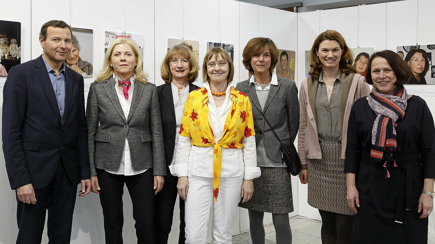 Partner der Wanderausstellung „99 Frauen und Du“, initiiert von der OTH Regensburg