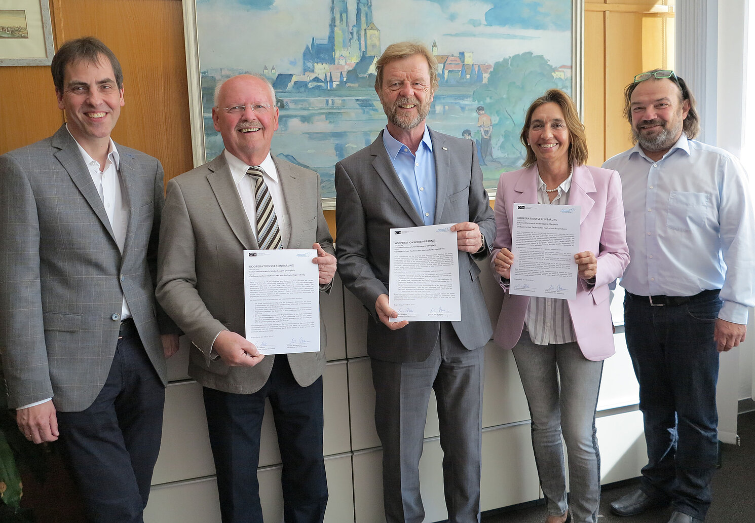 Offizielle Kooperationspartner: OTH Regensburg und Schullandheimwerk.