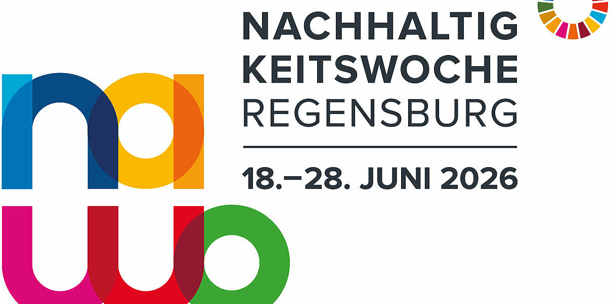 Zu sehen ist das Logo der Regensburger Nachhaltigkeitswoche. Das Logo enthält den Schriftzug "nawo". Die Regensburger Nachhaltigkeitswoche findet 2026 vom 18. Juni bis zum 28. Juni statt.