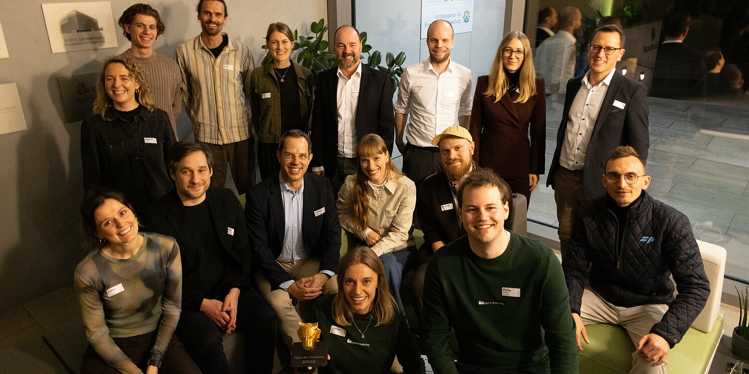 Gruppenfoto Organisatoren, Jury und Teams