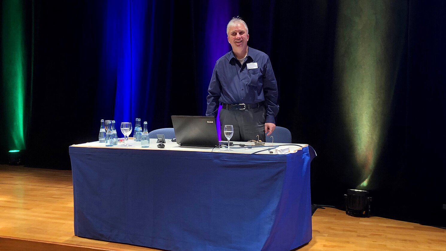 Prof. Dr. Jürgen Mottok im Dezember 2018 auf dem „Embedded Software Engineering Congress 2018“.