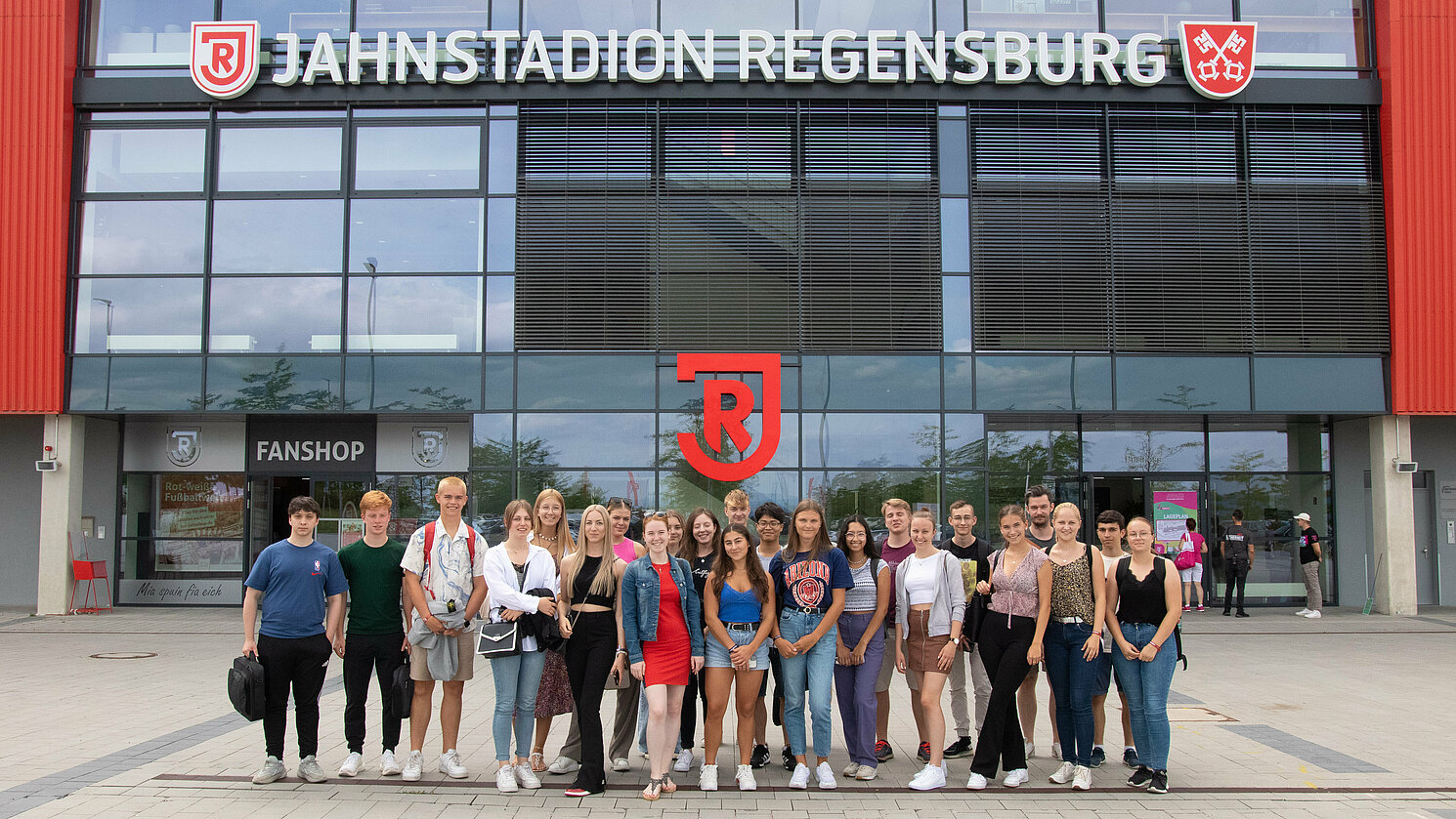 Der Besuch im Jahnstadion war eines der Highlights des dreitägigen Blockseminars. Alle Fotos: OTH Regensburg/Torsten Pajonk