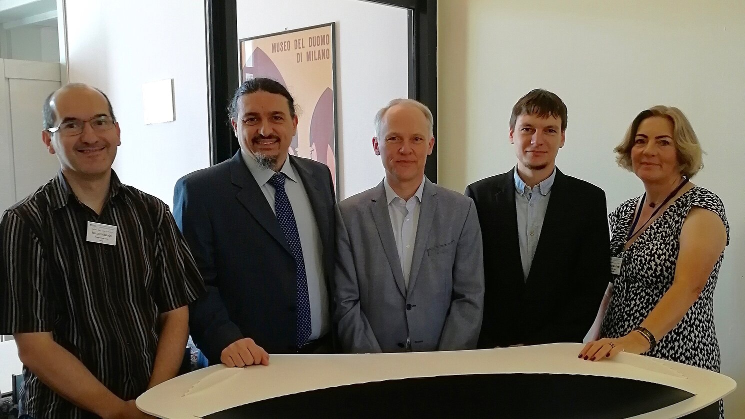 Von links: Marco Gribaudo (Programme Chair), Mauro Iacono (Conference Chair), Frank Herrmann, Promotionsstudent Marco Trost und Martina Seidel (Managing Editor).