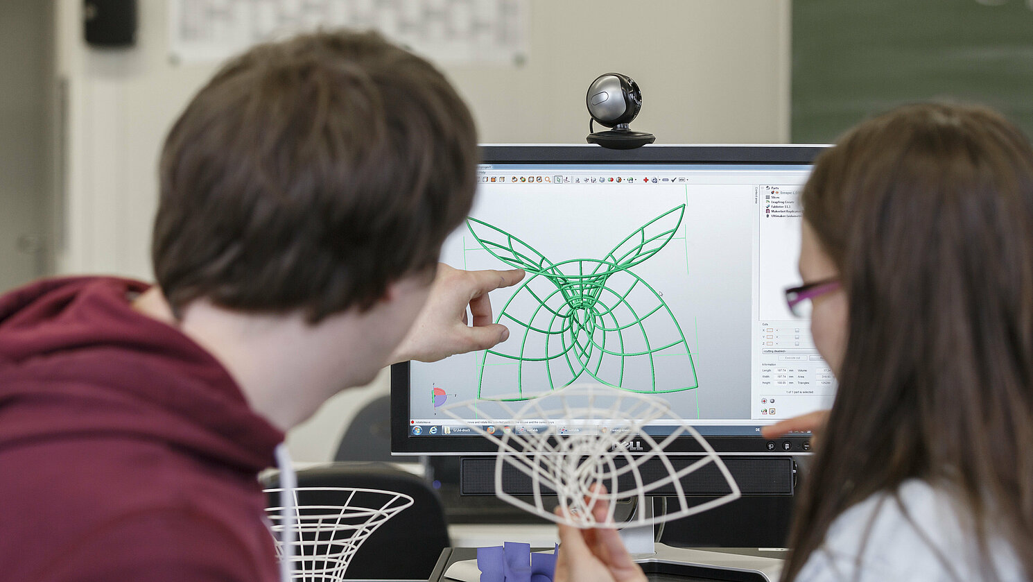 Im aktuellen CHE-Ranking konnte sich der Masterstudiengang Informatik der OTH Regensburg erneut Spitzenplätze sichern.