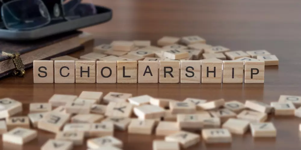 letters writing scholarship