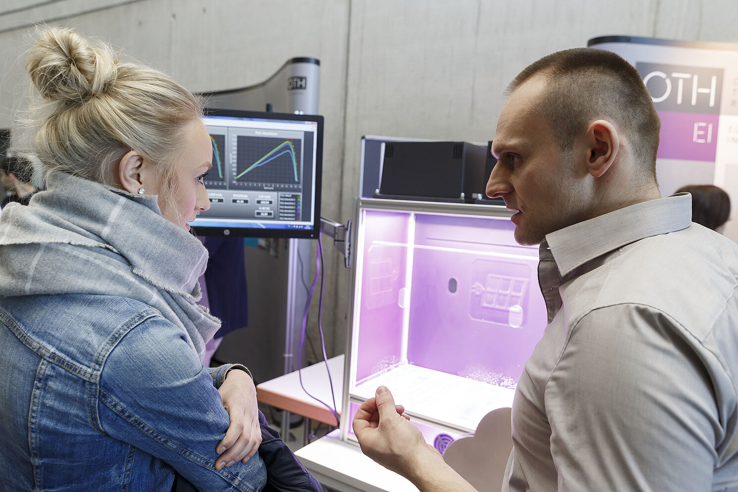 Was kann ich studieren? Der Regensburger Hochschultag informierte 5.000 Schüler über das Studienangebot der Regensburger Hochschulen. Fotos: OTH Regensburg / Florian Hammerich