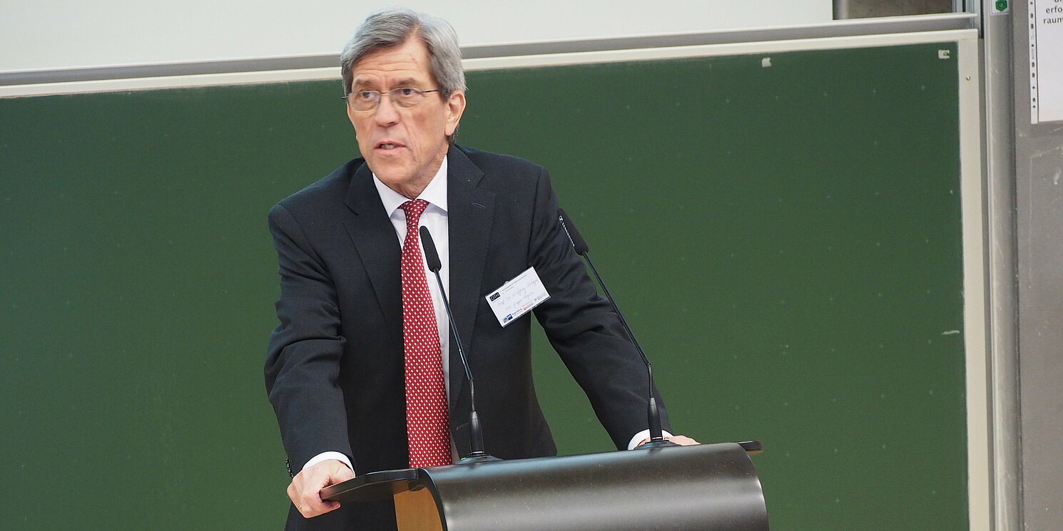 Prof. Dr. Wolfgang Schröppel, VDE Gruppe Bayern