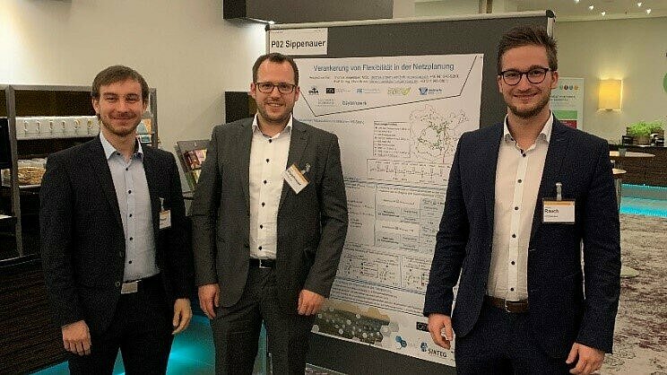Die OTH-Regensburg-Mitarbeiter Matthias Wildfeuer, Thomas Sippenauer und Johannes Rauch bei der Vorstellung von Projektergebnissen auf der Konferenz ScienceLab im Januar 2020 in Berlin.
