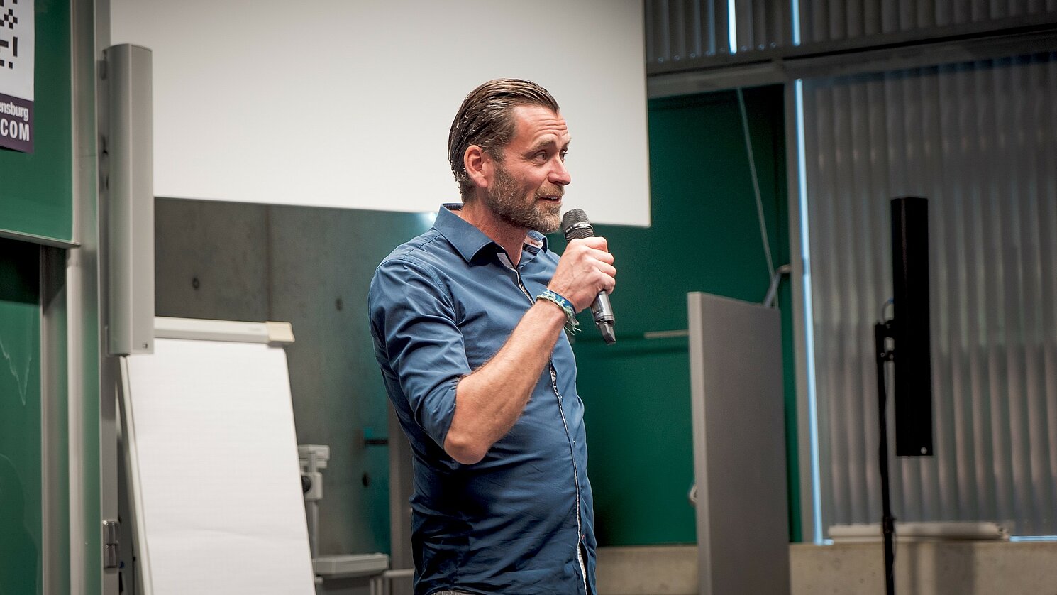 Projektleiter von "1-2-SCIENCE" Prof. Dr. Alexander Urban von der Fakultät Betriebswirtschaft der OTH Regensburg.