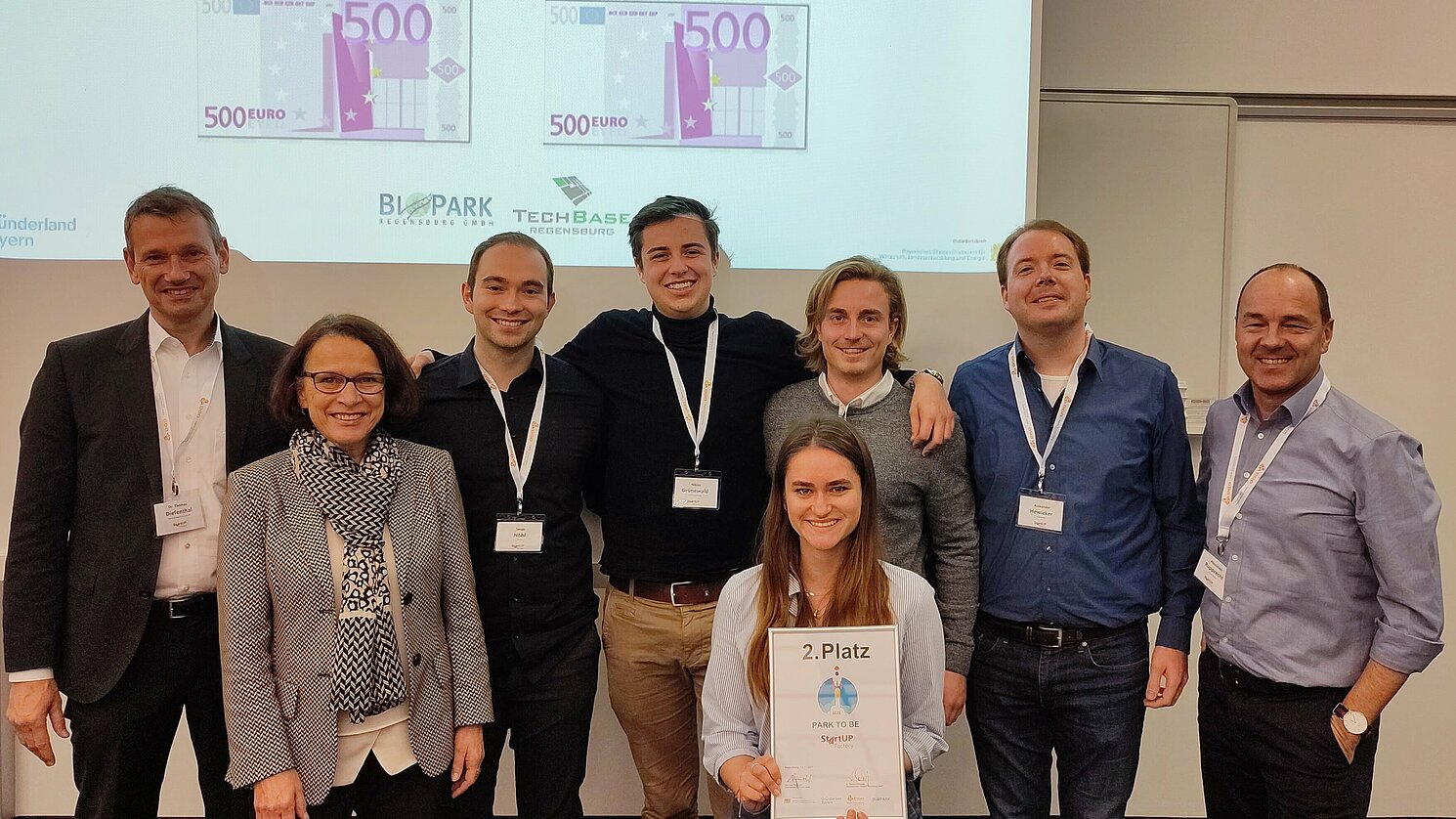 Platz 2 ging an das Team „Park2Be“. Sie vereinfachen mit ihrer App die vorübergehende Vermittlung privater Parkplätze.