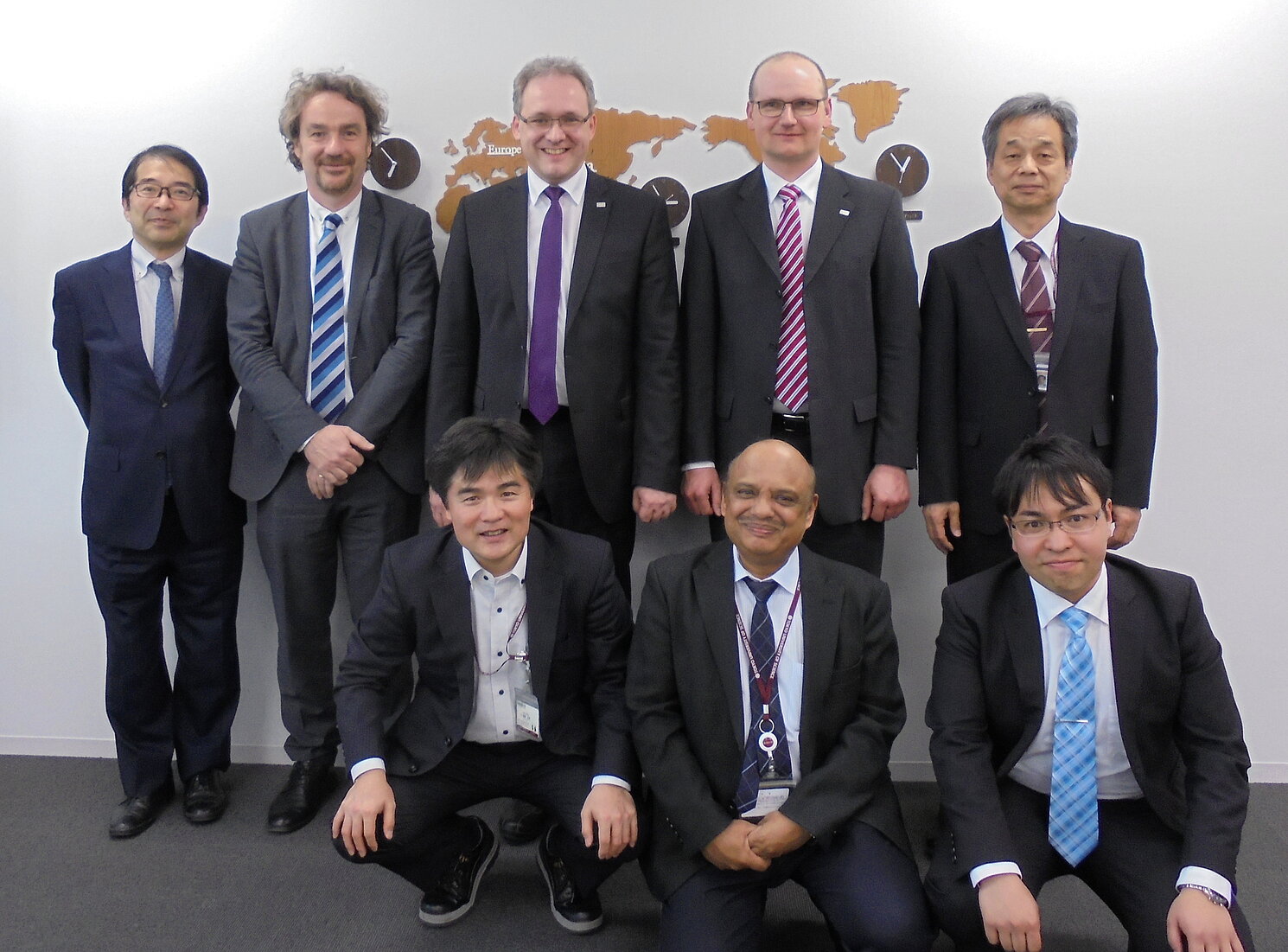 Treffen der Regensburger Delegation mit den Mitarbeitenden im Akademischen Auslandsamt in Tokio.