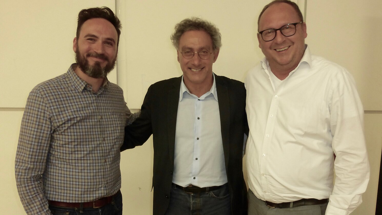 Von links: Dr. Brian Kelly aus Chicago, Prof. Dr. Philip Anderson, Auslandsbeauftragter der Fakultät Angewandte Sozial- und Gesundheitswissenschaften, und Dekan Prof. Dr. Wolfram Backert. 