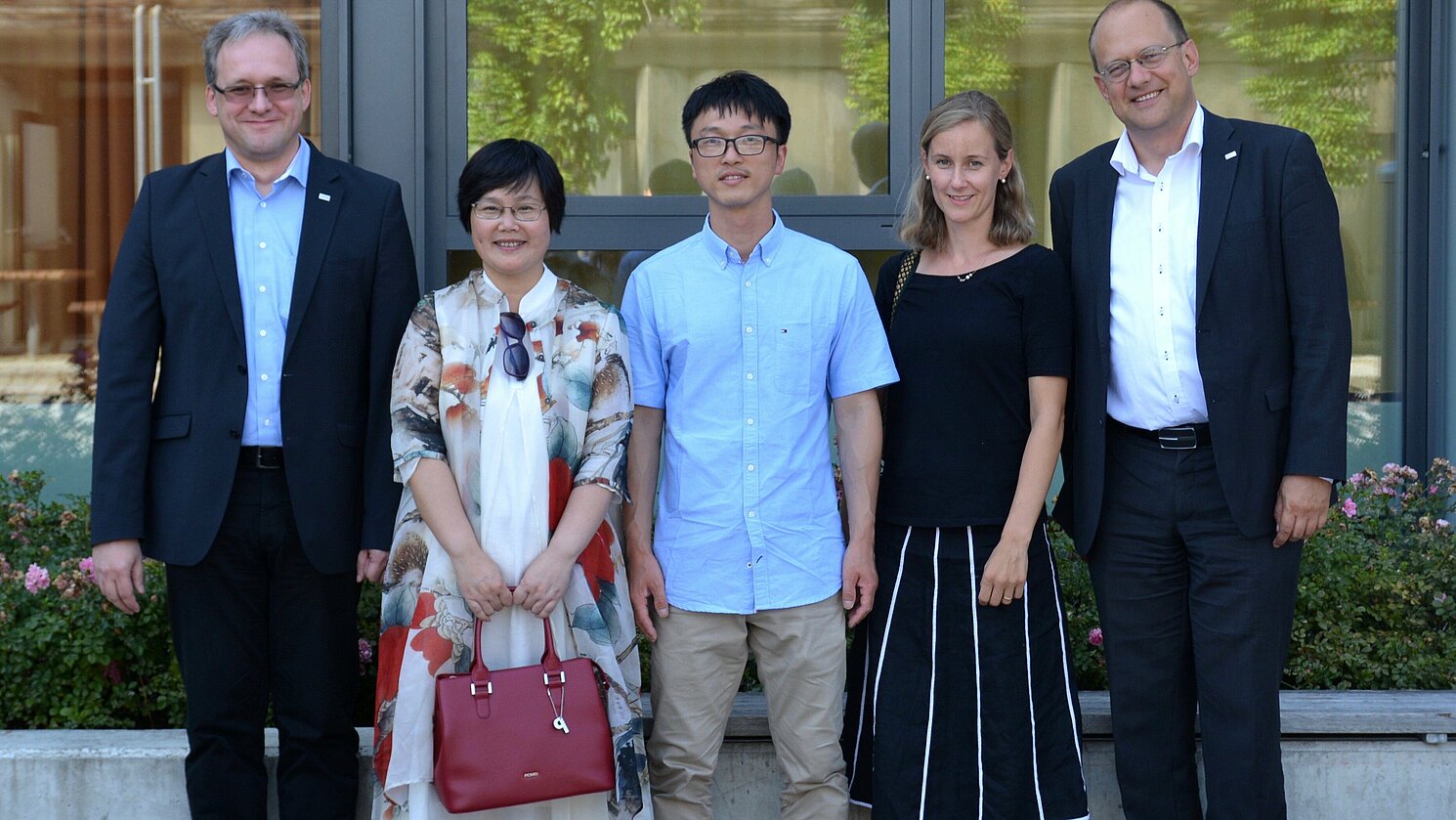 Delegation der ZUST an der OTH Regensburg. Von links: Prof. Dr. Michael Niemetz, Prof. Dr. Liqin Xu, Huahui Zhang, Anne Groll, Prof. Dr. Thomas Fuhrmann.