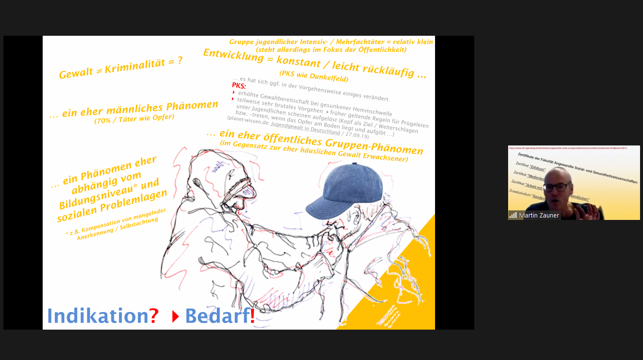 Akademischer Oberrat Martin Zauner stellt das Zertifikat „Arbeit mit gewaltbereiten Jugendlichen“ vor, das in Kooperation mit dem Berufsbildungswerk St. Franziskus durchgeführt wird.