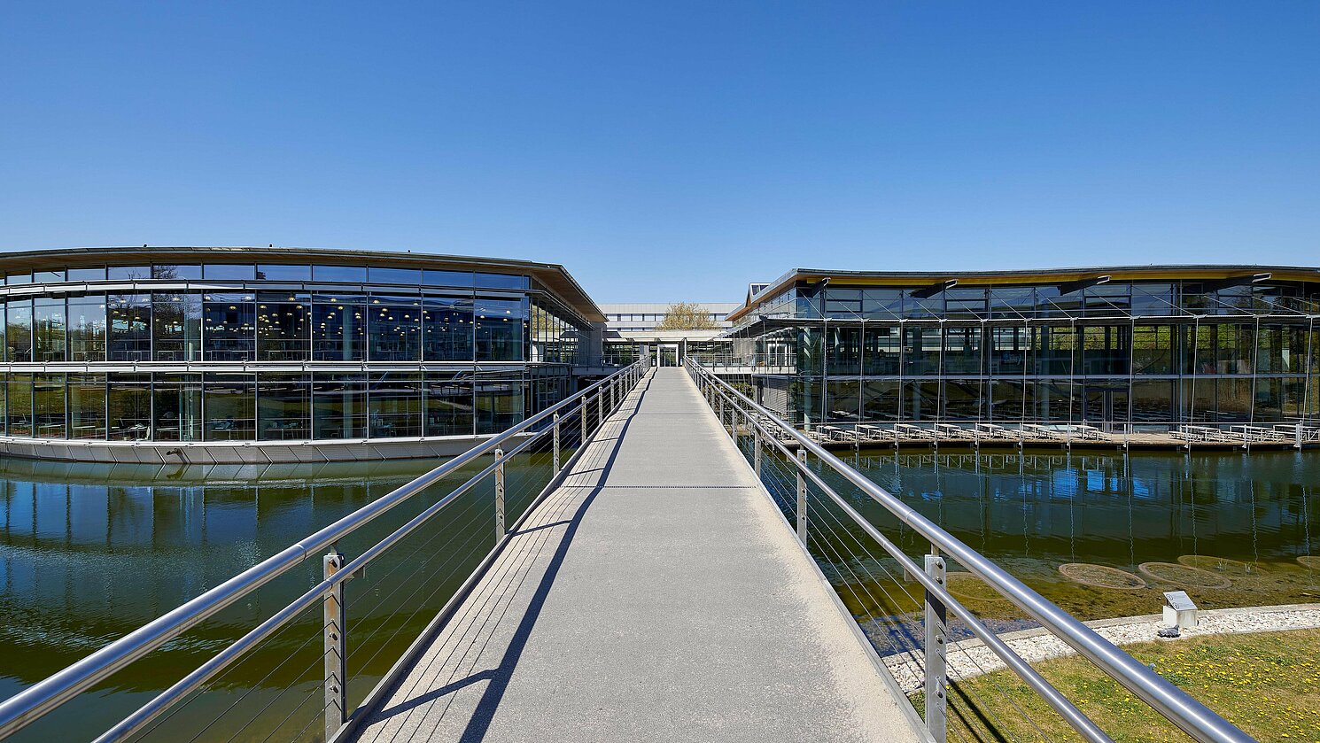 An der OTH Regensburg stehen Studieninteressierten zahlreiche attraktive Studiengänge zur Auswahl. Foto: OTH Regensburg/Florian Hammerich
