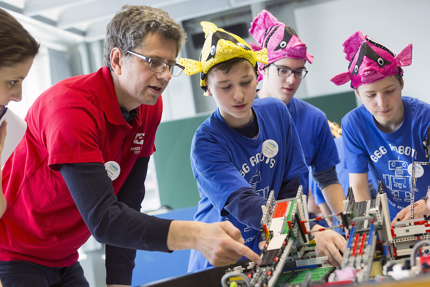 Hochspannung am „Spielbrett“: Bei den Robot-Games bei der FIRST LEGO League an der OTH Regensburg ging es heiß her. Fotos: OTH Regensburg / Florian Hammerich