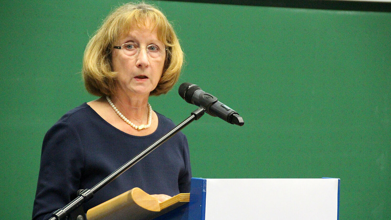 Prof. Dr. Christine Süß-Gebhard, Frauenbeauftragte der OTH Regensburg, moderierte die Veranstaltung. 