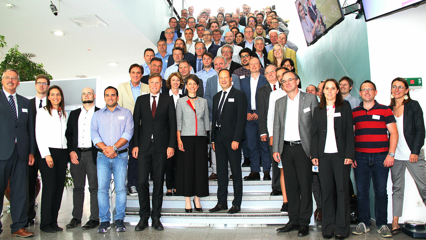 Bei der Auftaktveranstaltung des europäischen Forschungsprojekts iDev40 in Villach, Österreich, am 14. Juni 2018.