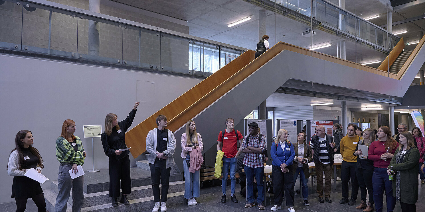 Geführter Posterwalk mit Kurzpräsentationen