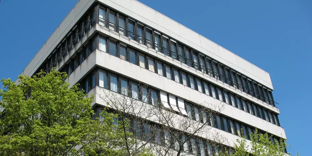 Sammelgebäude von Außen 