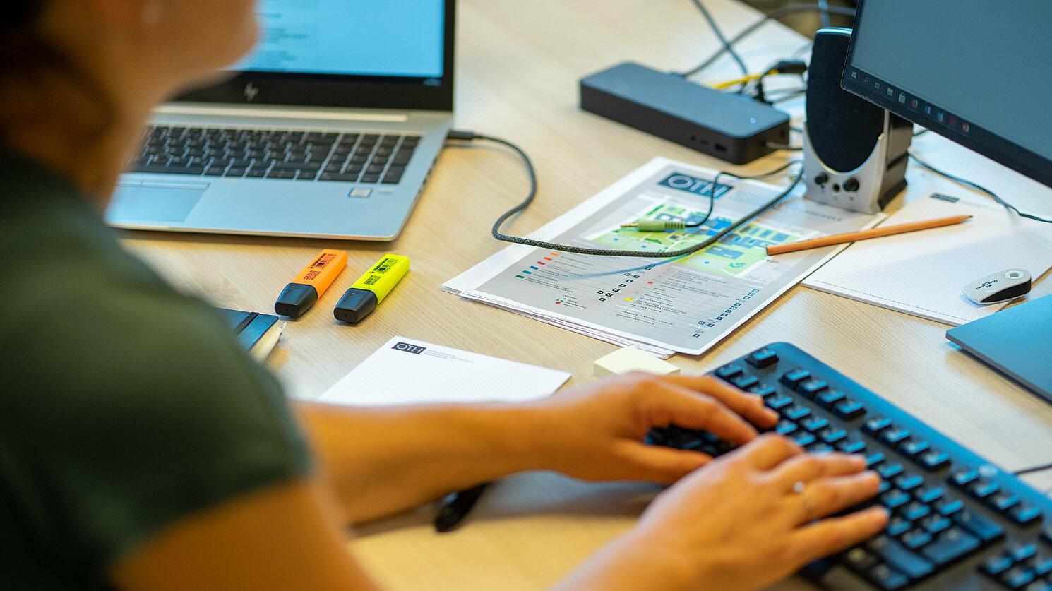 Studierende der OTH Regensburg meistern das digitale Pandemiesemester.