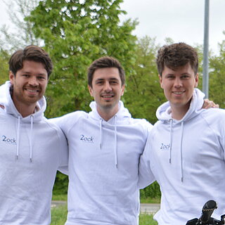 (v.l.) Martin Scherl, Benedikt Bäuml und Simon Bäuml sind die Gründer von 2Lock. Foto: Tanja Rexhepaj