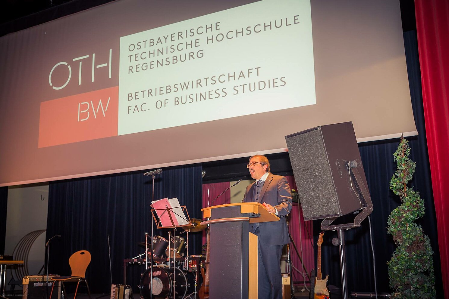 Begrüßung der Gäste und Festrede durch Vizepräsident Prof. Dr. Wolfgang Bock. 