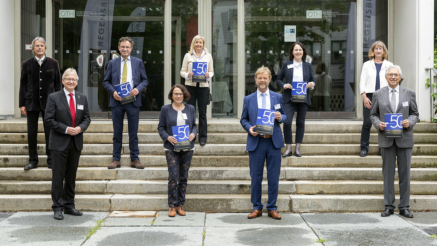 Fest- und Podiumsgäste bei der Auftaktveranstaltung zum Jubiläum.