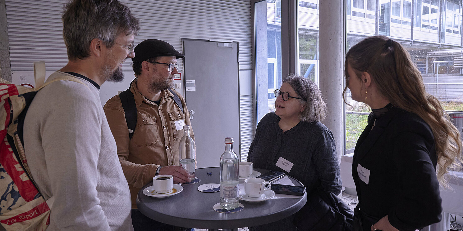 Rege Gespräche beim Empfang