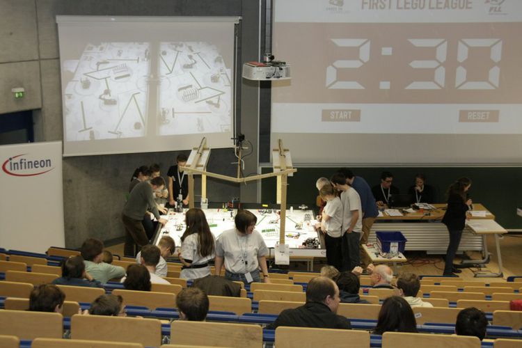 2014_11_22_FLL-Regionaleentscheid_wah__8_.jpg