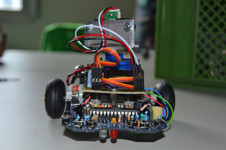 2014_10_30-Asuro-Roboter.png