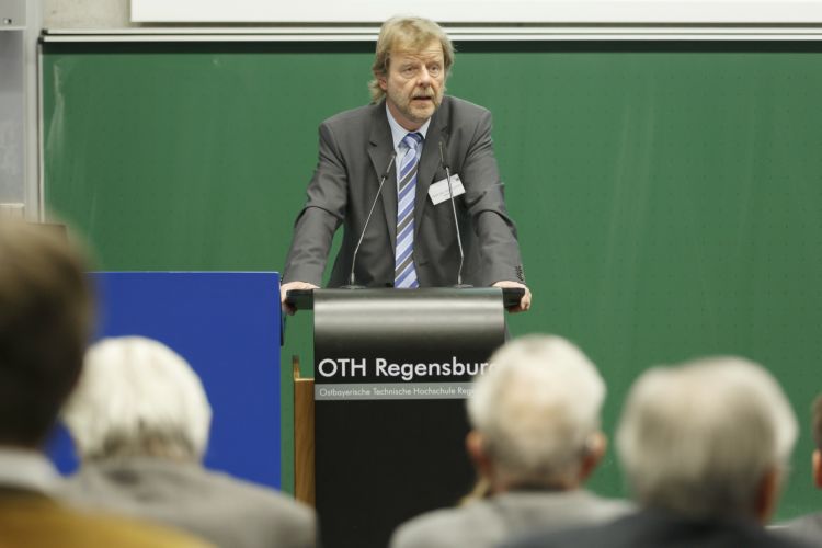 2014_04_10_Praesentationspreis_Florian-Hammerich__14_.jpg