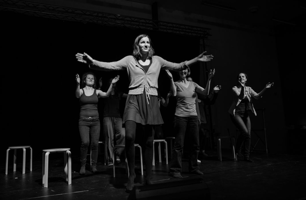 music-moves-114.jpg
