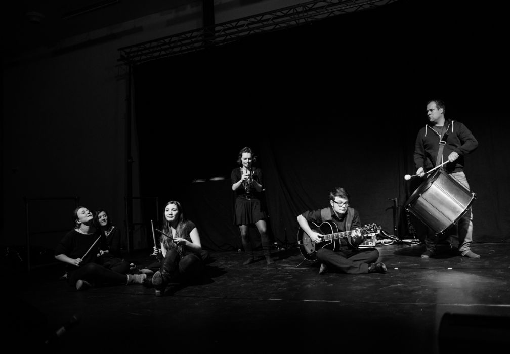 music-moves-124.jpg