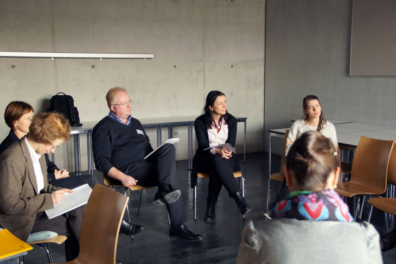 Die „Berufungskommission“: (von links) Prof. Dr. Gabriele Blod, Dr. Petra Scheer, Prof. Dr. Ingo Striepling, Prof. Dr. Stefanie Winter und Michelle Platt . Foto: OTH Regensburg