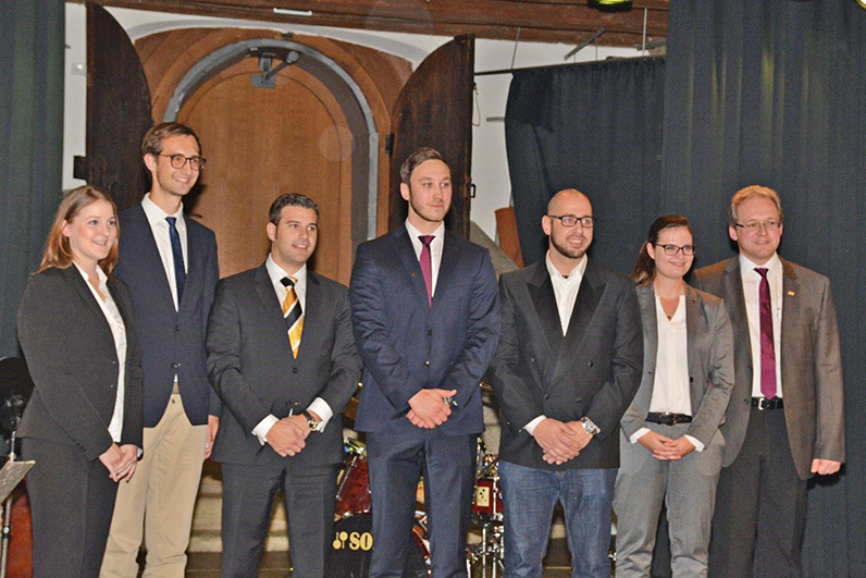 Preisträger Ferchau Förderpreis: Thorsten Klein, Johannes Reschke, Michael Meinert; Vertreter Ferchau: Daniela Spreitzhofer, Bianca Ulrich, Lukas Schleicher; Dekan Prof. Michael Niemetz