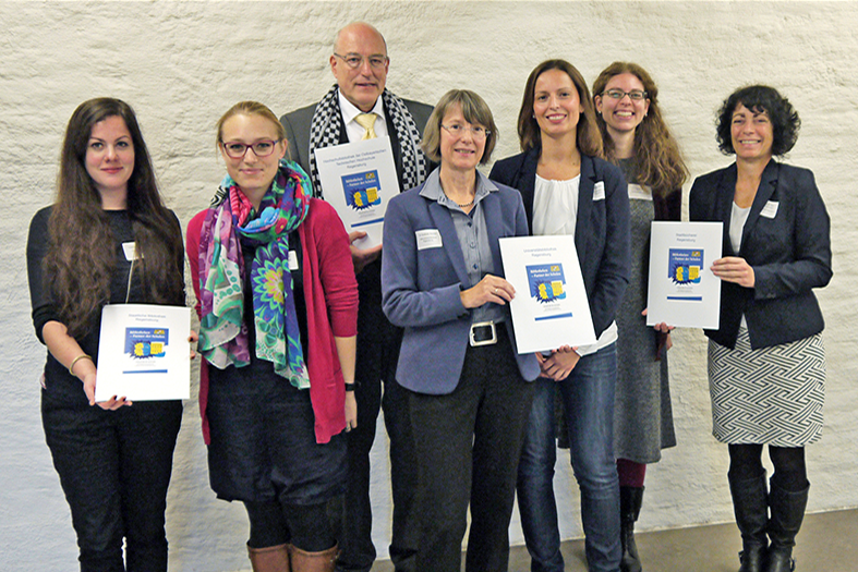 Sophie Lautenschlager, Sophia Reischer, Claus Kuttler, Dr. Evelinde Hutzler, Nicole Halles, Sarah Weber, Elisabeth Mair-Gummermann