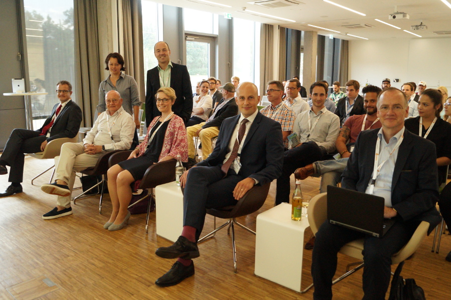Vor den "Löwen der TechBase" mussten die jungen Firmen mit ihren Ideen bestehen. Foto: R-Tech GmbH 