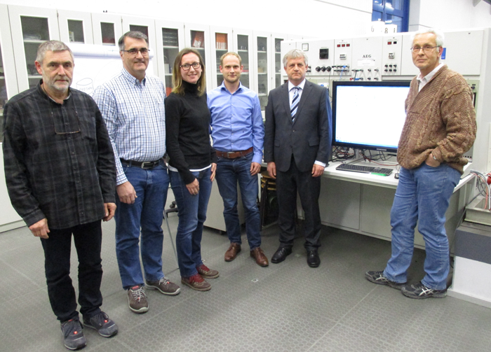 Im Labor für Elektrische Maschinen der OTH Regensburg