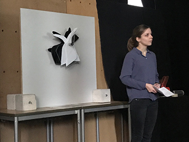 Ein Kunstobjekt von Anna Eckl und Alicia Lang zum Projekt "MINT 4.0 Strategien" von Prof. Dr. Clarissa Rudolph.