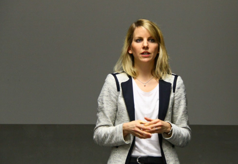 Veronika Bartz, Senior Consultant bei Continental Business Consulting. Fotos: Sebastian Lukas, OTH Regensburg.