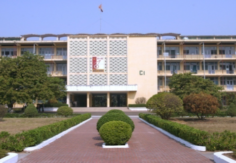 Hanoi University of Science and Technology (HUST) in Vietnam ist neue Partnerhochschule der OTH Regensburg.  Foto: HUST / http://en.hust.edu.vn/home