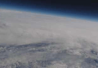 Momentaufnahmen von dem Stratosphärenballon aus.