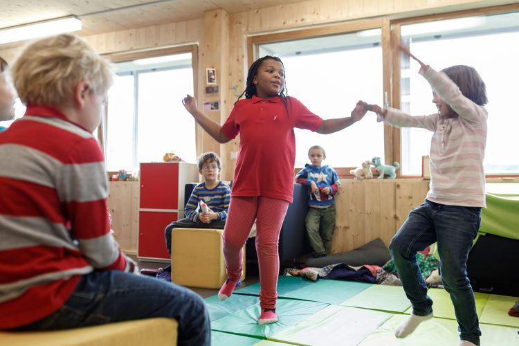 Im Familienraum des Studierendenhauses der OTH Regensburg finden regelmäßig Aktionen für Kinder von Hochschulangehörigen statt.