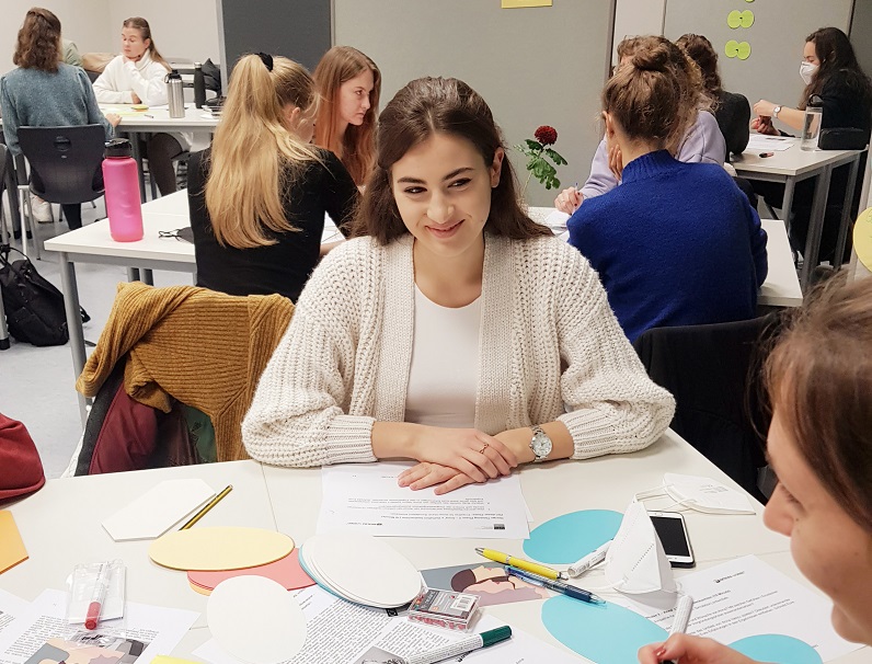 Der Workshop „Entdecke Deinen Unternehmensgeist“ war ein voller Erfolg: 20 Teilnehmerinnen setzten sich intensiv mit ihrem eigenen Entrepreneur-Mindset auseinander.
