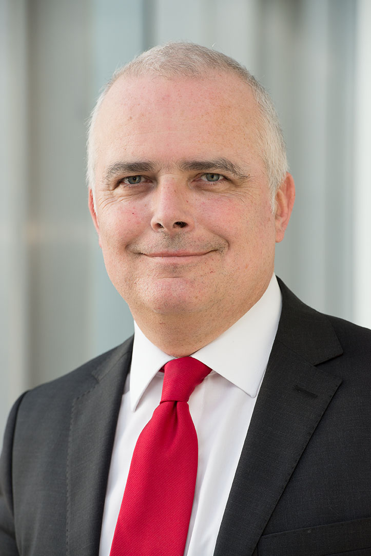 Michael Staab, Personalleiter Continental Regensburg