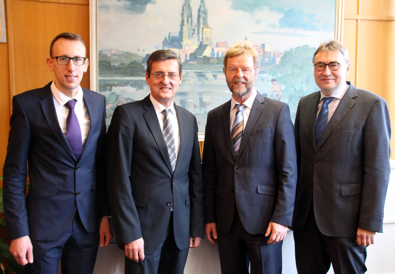 Kooperationspartner der OTH Regensburg und der der Mathias-von-Flurl-Schule Straubing