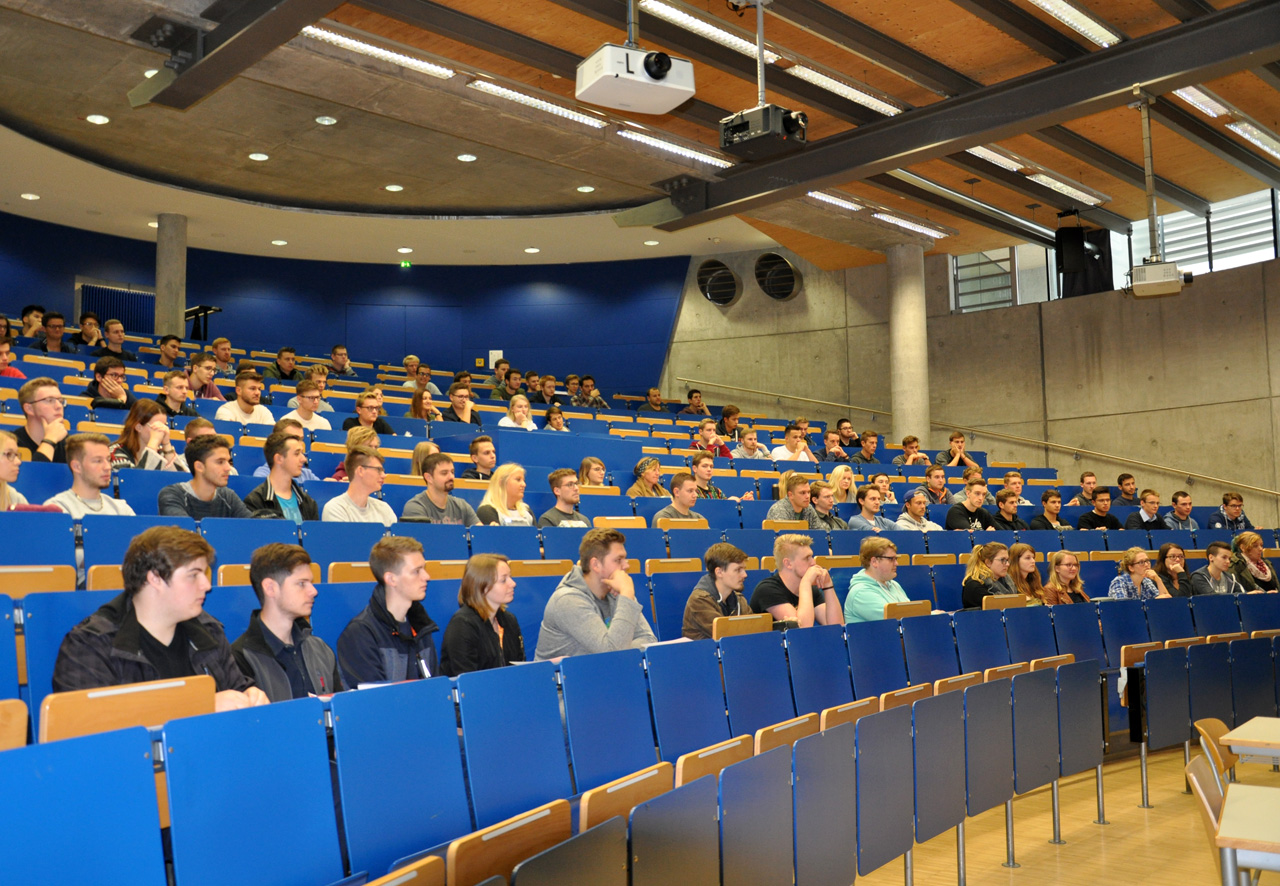 Mathematik-Vorbereitungskurs an der OTH Regensburg